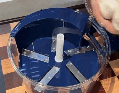 Fruit & Vegetable Peeler | مقشرة فواكه وخضروات – Multi-Function Kitchen Tool