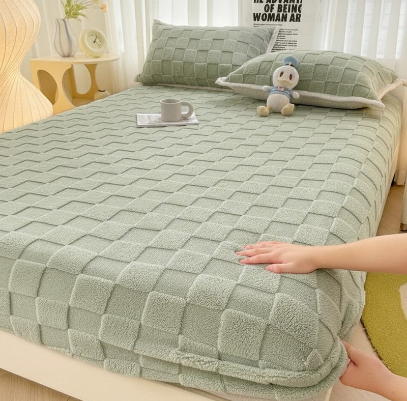 Ultra Soft Quilted Fleece Bedspread Set